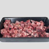 Schapenvlees met beenblokjes lokaal